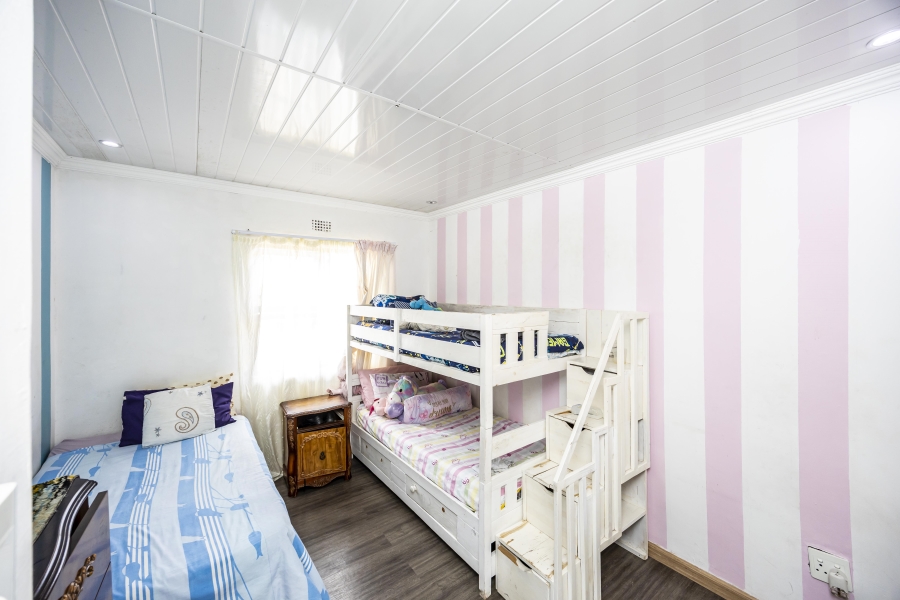 5 Bedroom Property for Sale in Beacon Bay North Eastern Cape